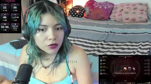 Vaiolet1314 online show from January 11, 2026, 1:43 am