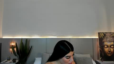 Valentina online show from April 21, 2026, 3:24 am