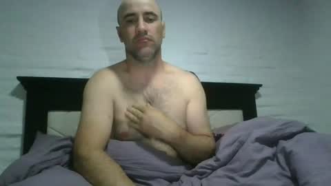 valecorluk87 online show from June 22, 2026, 3:58 am