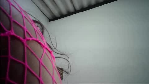 valencutt online show from February 13, 2025, 6:52 am