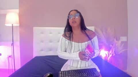 valenferrerns online show from April 21, 2026, 1:42 am