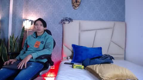 Valenor online show from October 14, 2025, 4:46 am