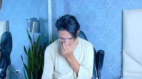Valenor online show from October 21, 2025, 5:41 am