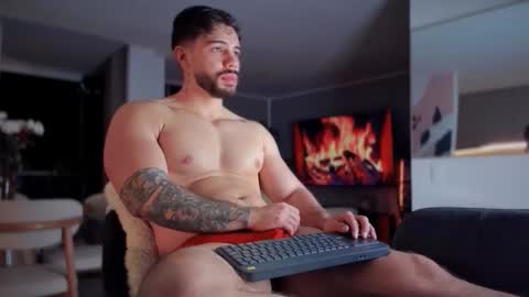 valenthinoking online show from February 27, 2026, 4:23 am