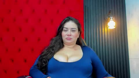 Valentina online show from February 10, 2026, 8:02 pm