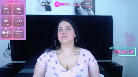 Snapshot of valentina_fox01_ chatting on February 5, 2026, 10:36 pm Valentina online show from February 5, 2026, 10:36 pm