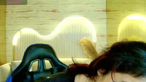 Valentina online show from April 8, 2026, 3:39 am