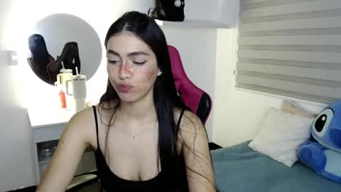Valentina  online show from June 5, 2026, 2:40 am