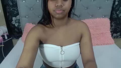 Snapshot of valentinavega18x chatting on February 26, 2026, 3:11 pm valentina vega online show from February 26, 2026, 3:11 pm