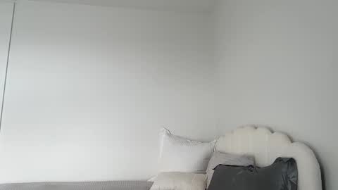 Valentina online show from September 12, 2025, 12:00 am