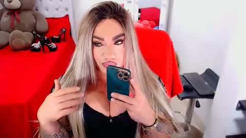    online show from October 5, 2025, 12:53 am