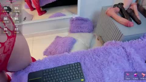 Mia  online show from January 31, 2026, 7:11 pm