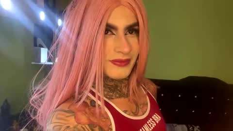 valentino_bs online show from January 18, 2026, 2:21 pm