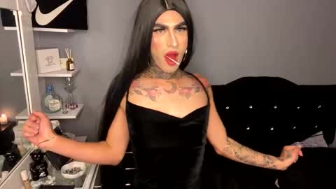 valentino_bs online show from February 5, 2026, 4:28 am