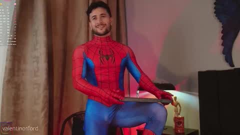 Valentino online show from October 31, 2025, 10:22 pm