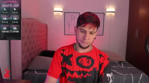 Snapshot of valentinoo_10 chatting on January 18, 2026, 8:01 pm Manuel online show from January 18, 2026, 8:01 pm