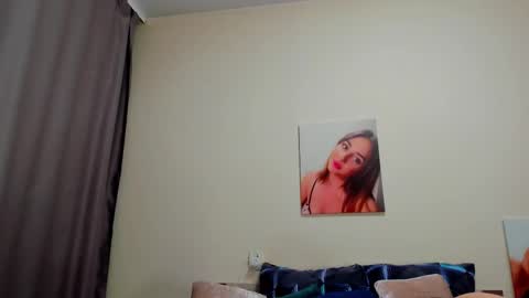 Kate online show from March 20, 2026, 2:05 am