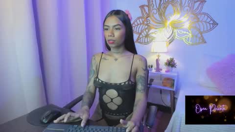 Snapshot of valeperez24 chatting on September 27, 2025, 1:43 am Valery And Daniel online show from September 27, 2025, 1:43 am