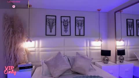 Snapshot of valeria_carter_ chatting on February 4, 2026, 3:23 am valeria_carter_ online show from February 4, 2026, 3:23 am