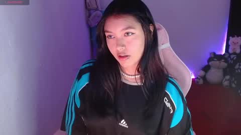 Snapshot of valeribell1 chatting on December 11, 2024, 8:07 pm Valeri online show from December 11, 2024, 8:07 pm