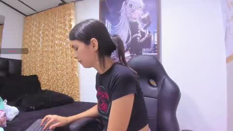 valeri online show from June 22, 2026, 3:58 am