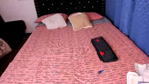 Snapshot of valerie_luxe_ chatting on February 24, 2025, 2:19 am valerie luxe   online show from February 24, 2025, 2:19 am