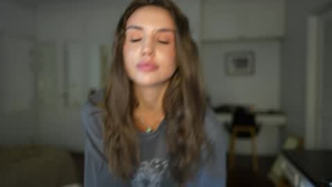 Snapshot of valerieh chatting on September 10, 2025, 1:49 am Valerie online show from September 10, 2025, 1:49 am