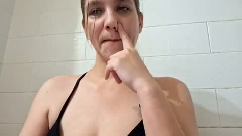ValerieRayne online show from June 12, 2026, 6:01 am