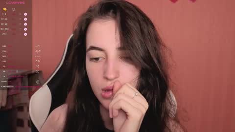 Snapshot of valeritiio chatting on September 14, 2025, 3:27 am valeritiio online show from September 14, 2025, 3:27 am