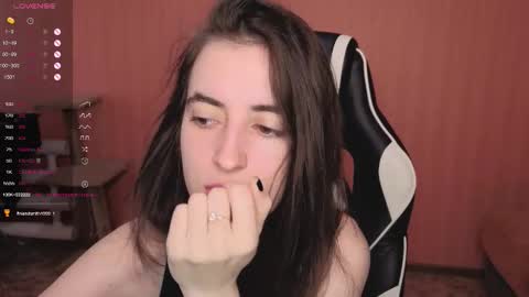 Snapshot of valeritiio chatting on October 17, 2025, 3:42 am valeritiio online show from October 17, 2025, 3:42 am