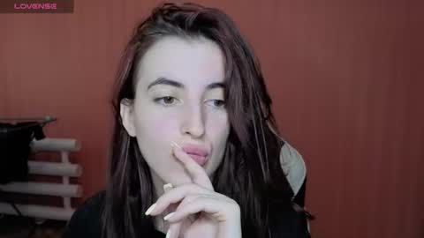 valeritiio online show from July 8, 2026, 7:02 am