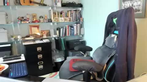 Snapshot of valeriusvitus99 chatting on October 20, 2025, 4:07 pm athletic ass muscles underwear smooth cock online show from October 20, 2025, 4:07 pm