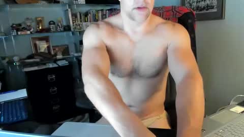 athletic ass muscles underwear smooth cock online show from November 7, 2025, 9:26 pm