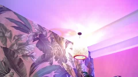 Snapshot of valery_blush chatting on April 8, 2026, 4:01 am valery_blush online show from April 8, 2026, 4:01 am