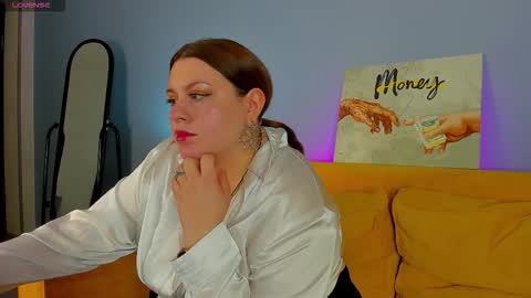 Snapshot of valery_grand chatting on February 3, 2026, 9:14 am Valery online show from February 3, 2026, 9:14 am