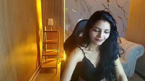 Snapshot of valery_tf chatting on November 10, 2025, 8:08 pm Valery online show from November 10, 2025, 8:08 pm