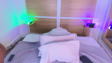 Snapshot of valerycortezm chatting on February 17, 2026, 12:45 pm Valery online show from February 17, 2026, 12:45 pm