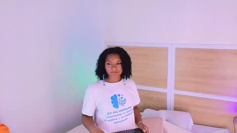 Snapshot of valerycortezm chatting on February 21, 2026, 12:17 pm Valery online show from February 21, 2026, 12:17 pm