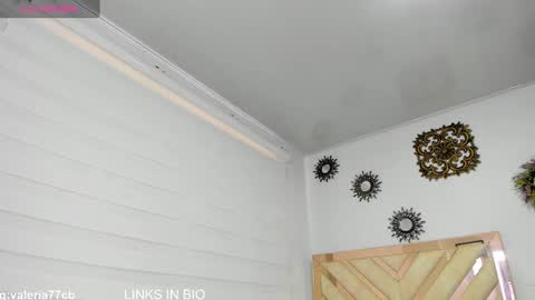 Snapshot of valeryrossee chatting on March 11, 2025, 5:13 pm VALERIA online show from March 11, 2025, 5:13 pm