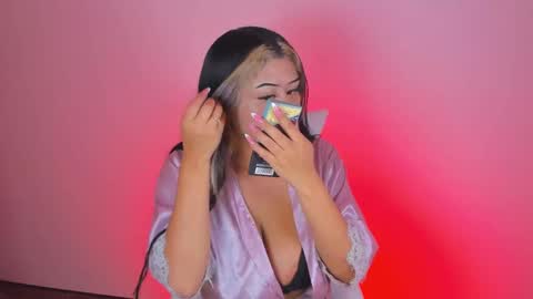 Snapshot of valeska__v chatting on October 7, 2025, 2:53 am your loveee  online show from October 7, 2025, 2:53 am