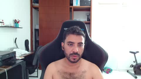 Snapshot of vallartamexi chatting on July 29, 2026, 10:52 pm Roberto Carlos online show from July 29, 2026, 10:52 pm