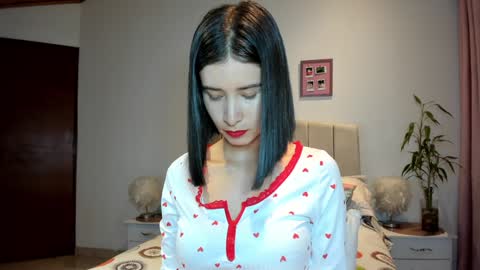 Macarena online show from December 7, 2024, 2:09 am