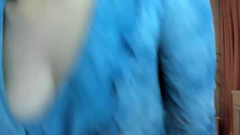 Macarena online show from September 14, 2025, 4:00 am