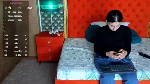 Valerie Val V online show from March 22, 2026, 12:19 pm