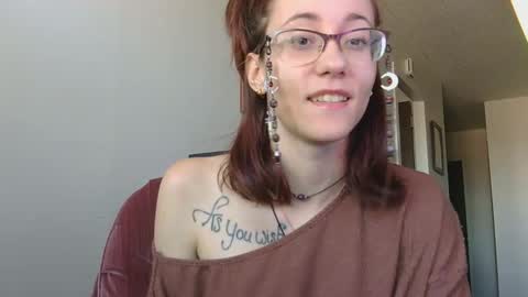 Snapshot of valleriestarr chatting on January 13, 2025, 6:38 pm Vallerie Starr online show from January 13, 2025, 6:38 pm