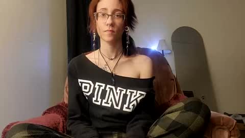 Snapshot of valleriestarr chatting on February 18, 2025, 3:10 am Vallerie Starr online show from February 18, 2025, 3:10 am