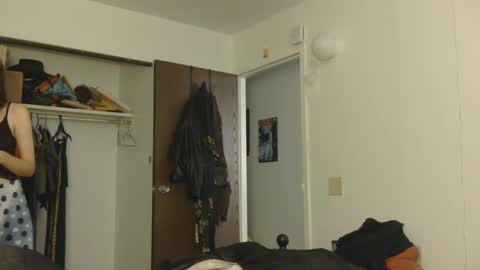 Snapshot of valleriestarr chatting on September 22, 2025, 12:01 am Vallerie Starr online show from September 22, 2025, 12:01 am