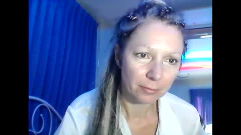 Snapshot of valleriwind chatting on January 27, 2025, 1:59 am ValleriWind online show from January 27, 2025, 1:59 am