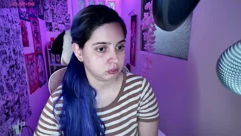 Im Violet online show from September 26, 2025, 2:04 am