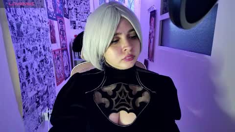 Im Violet online show from November 28, 2025, 11:51 pm